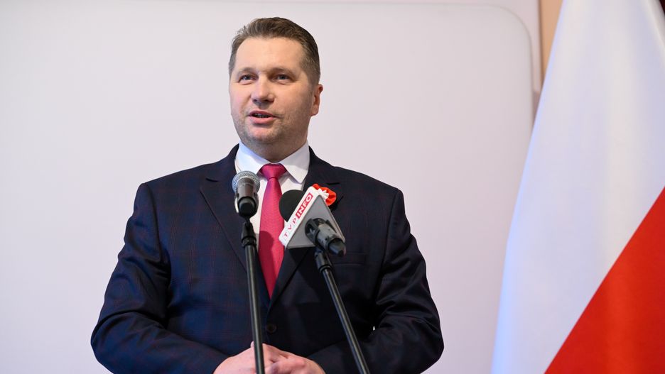 Czarnek zaprasza do śpiewania. Uczniów, przedszkolaków i nauczycieli