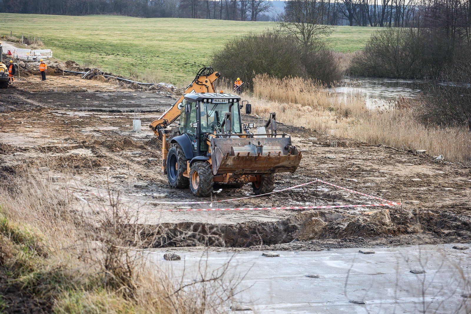 Naprawa drogi Osieczna - Goniembice w powiecie leszczyńskim
