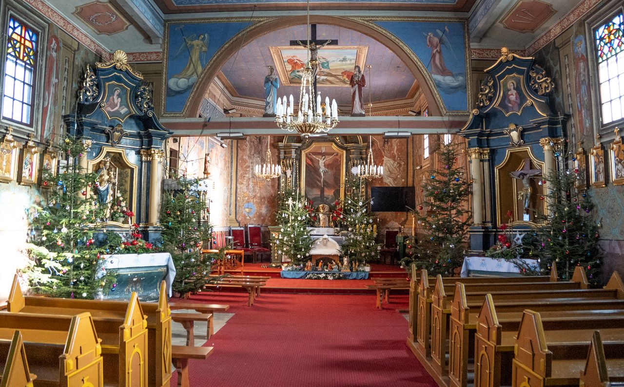 Obidowa, Kościół