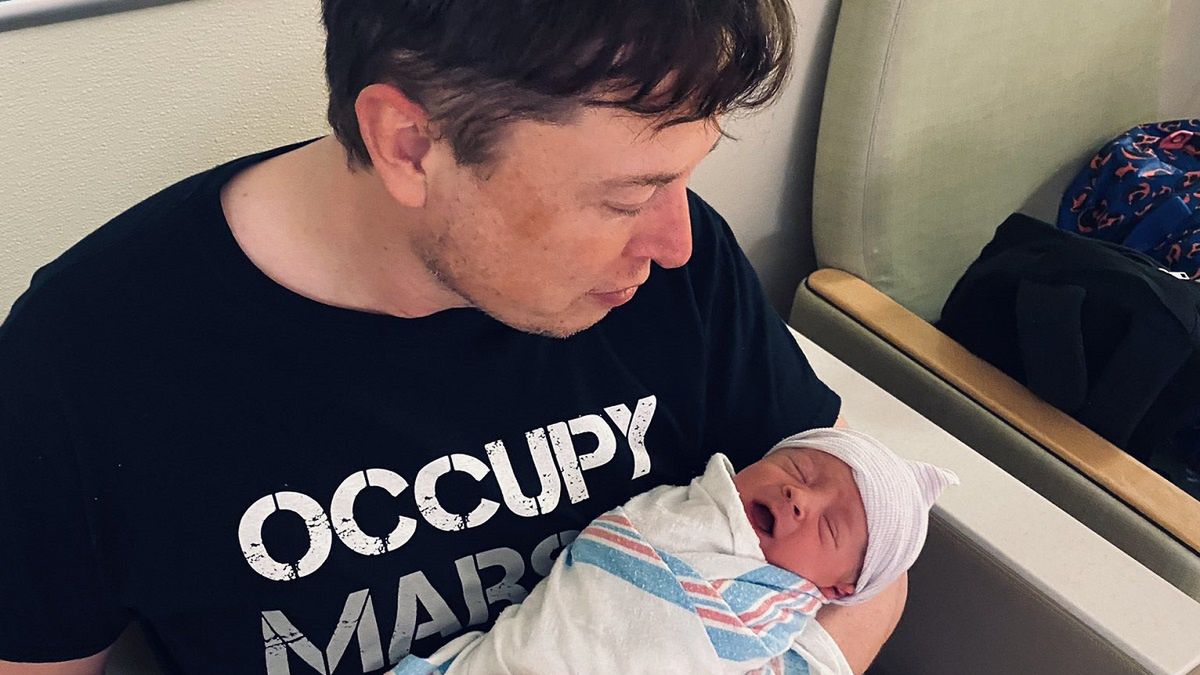 Elon Musk został ojcem. Matką dziecka jest Grimes.