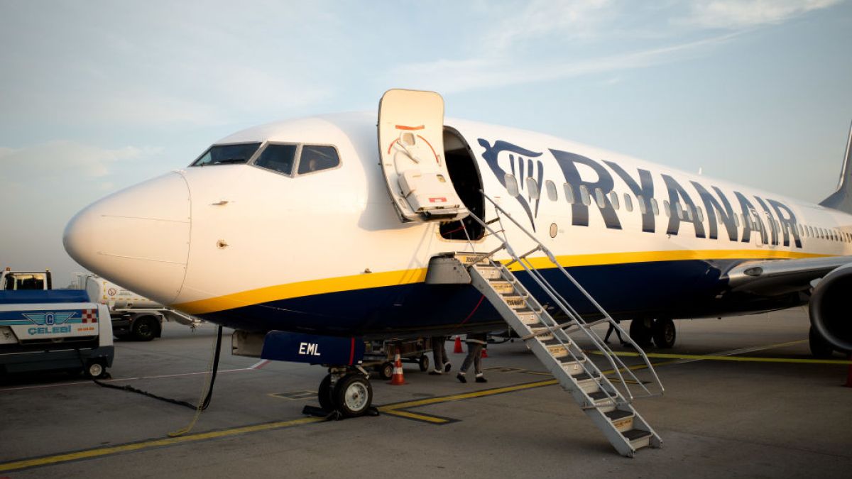 42 pasażerów utknęło na lotnisku