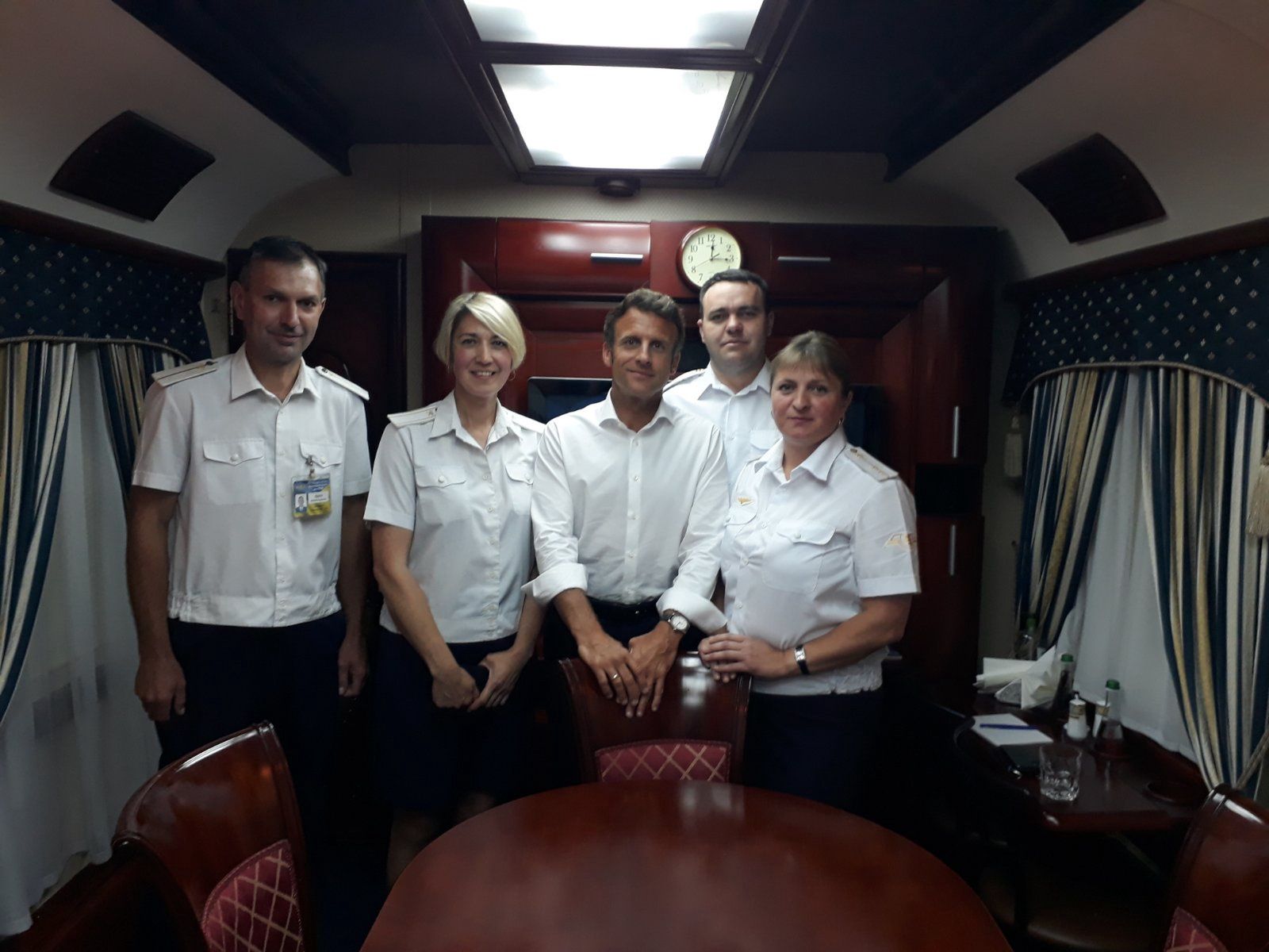 W czerwcu 2022 do Kijowa wybrał się prezydent Francji Emmanuel Macron. W delegacji uczestniczyli też premier Włoch Mario Draghi i kanclerz Niemiec Olaf Scholz 