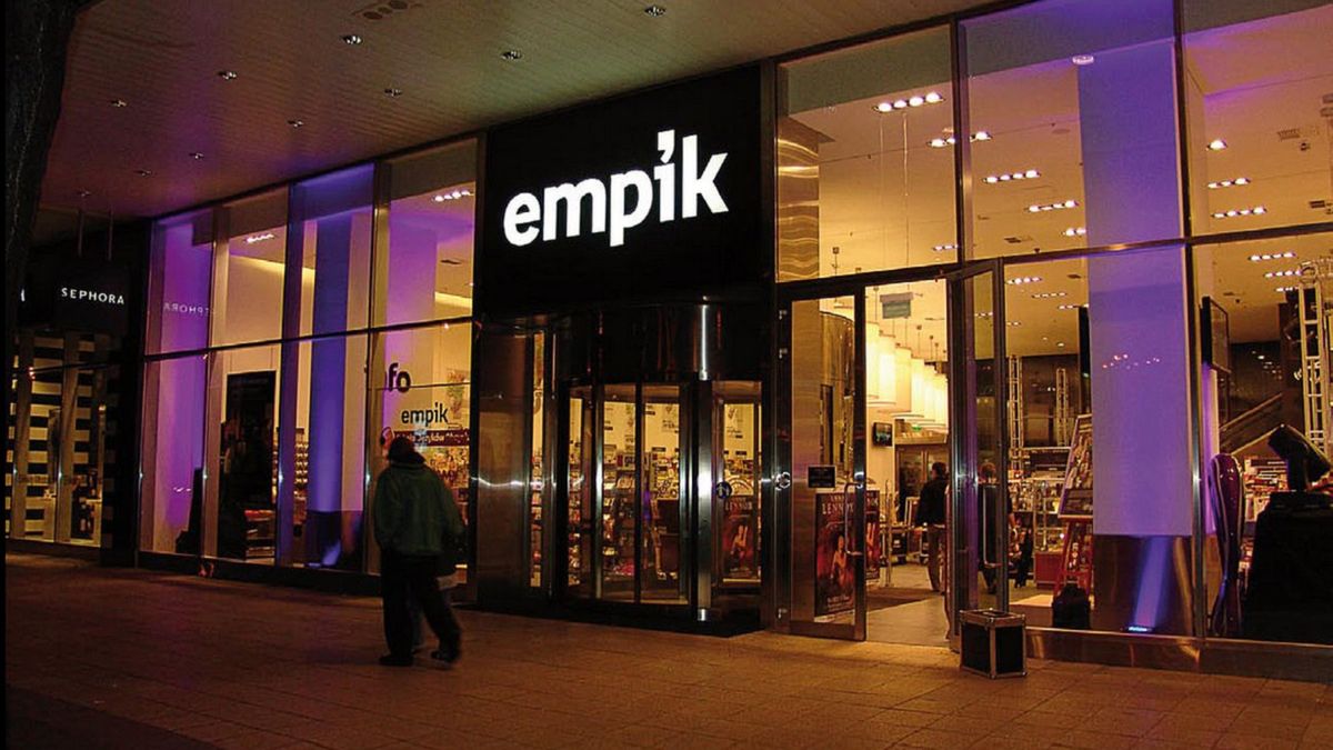 Empik otwarty także w niedzielę.