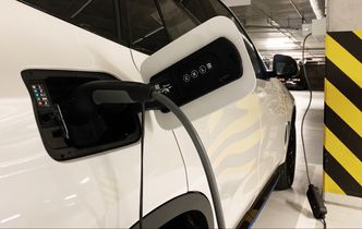 Używane elektryki z dopłatą. Program ma ruszyć jesienią