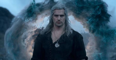 Henry Cavill żegna się z Wiedźminem. W dwóch częściach, ale w jakim stylu?