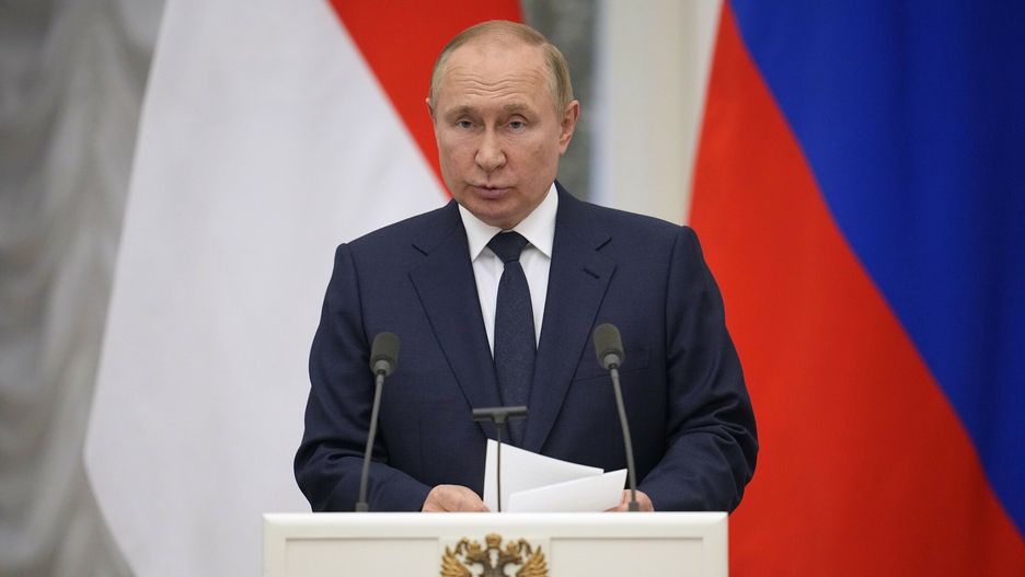 Temporary
Russian President Vladimir Putin attends a joint news conference with Indonesian President Joko Widodo after their meeting in the Kremlin in Moscow, Russia, Thursday, June 30, 2022. Indonesian President Joko Widodo, whose country holds the rotating presidency of the Group of 20 leading rich and developing nations, is heading to Ukraine and Russia for meetings with the leaders of the two warring nations following a visit to Germany to attend the Group of Seven summit. (AP Photo/Alexander Zemlianichenko, Pool)
Pool AP