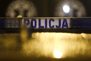 Brutalny atak w parku w Otwocku. Grupa nastolatków pobiła mężczyznę