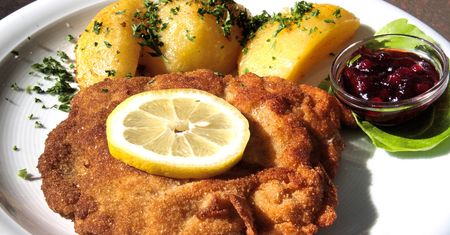 Schabowy, ale inaczej. Ta marynata zmieni smak całego dania