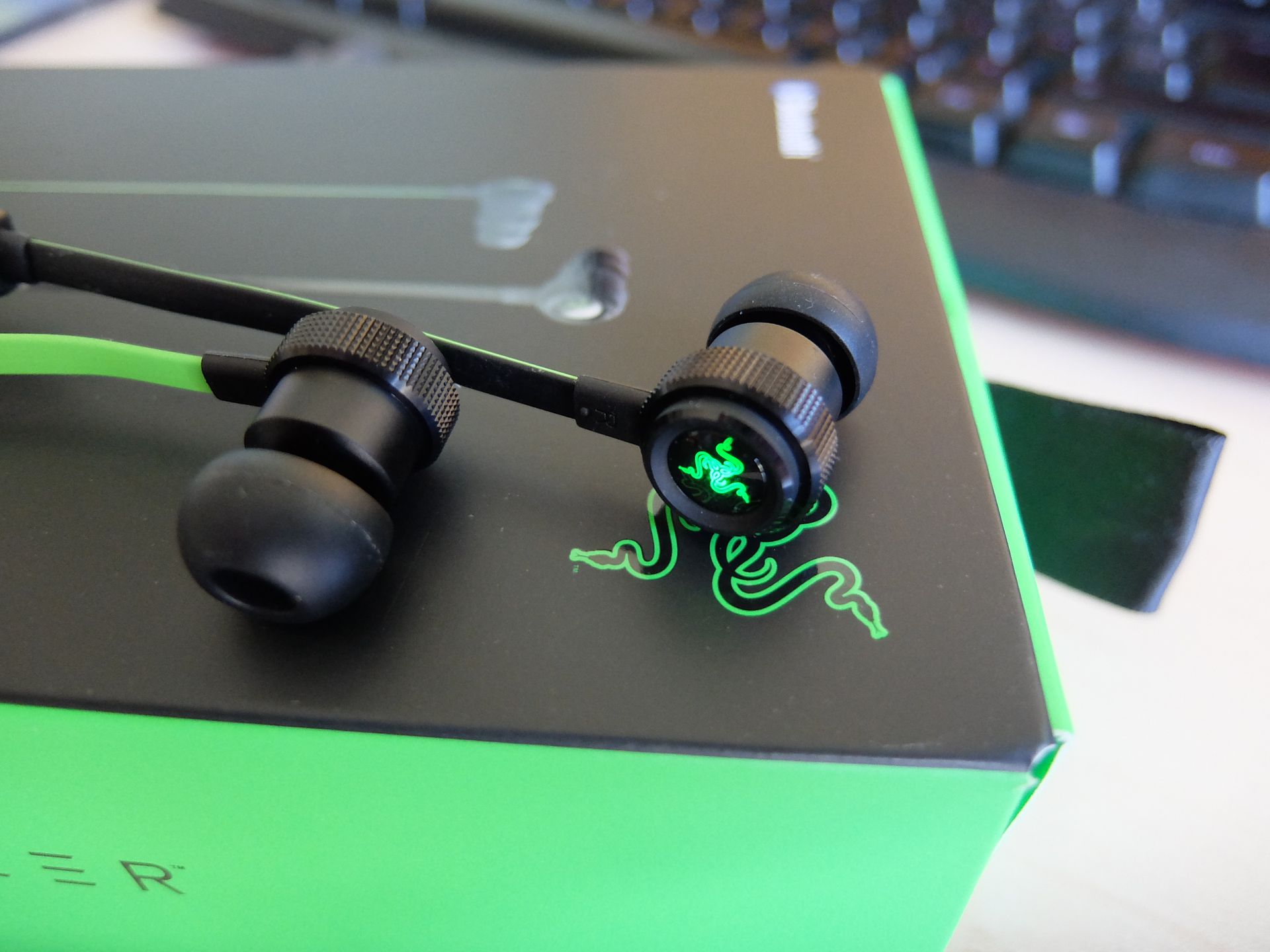 Razer Hammerhead BT  - test bezprzewodowych słuchawek Bluetooth 2