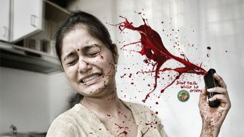 Nie rozmawiaj przez telefon, kiedy prowadzisz! - krwawa kampania reklamowa 1