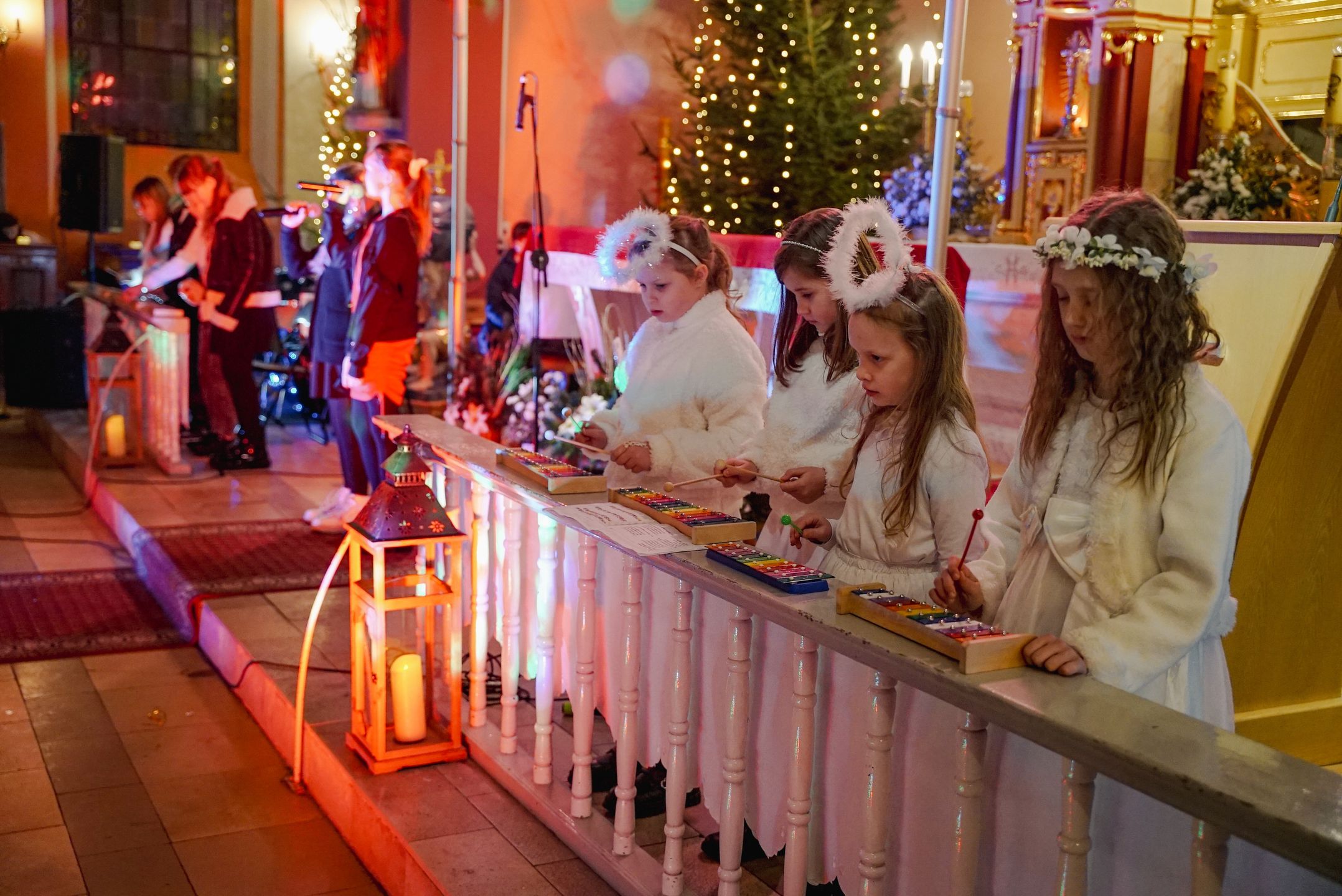 Koncert Kolęd uczniów Szkoły Podstawowej w Bielawach
