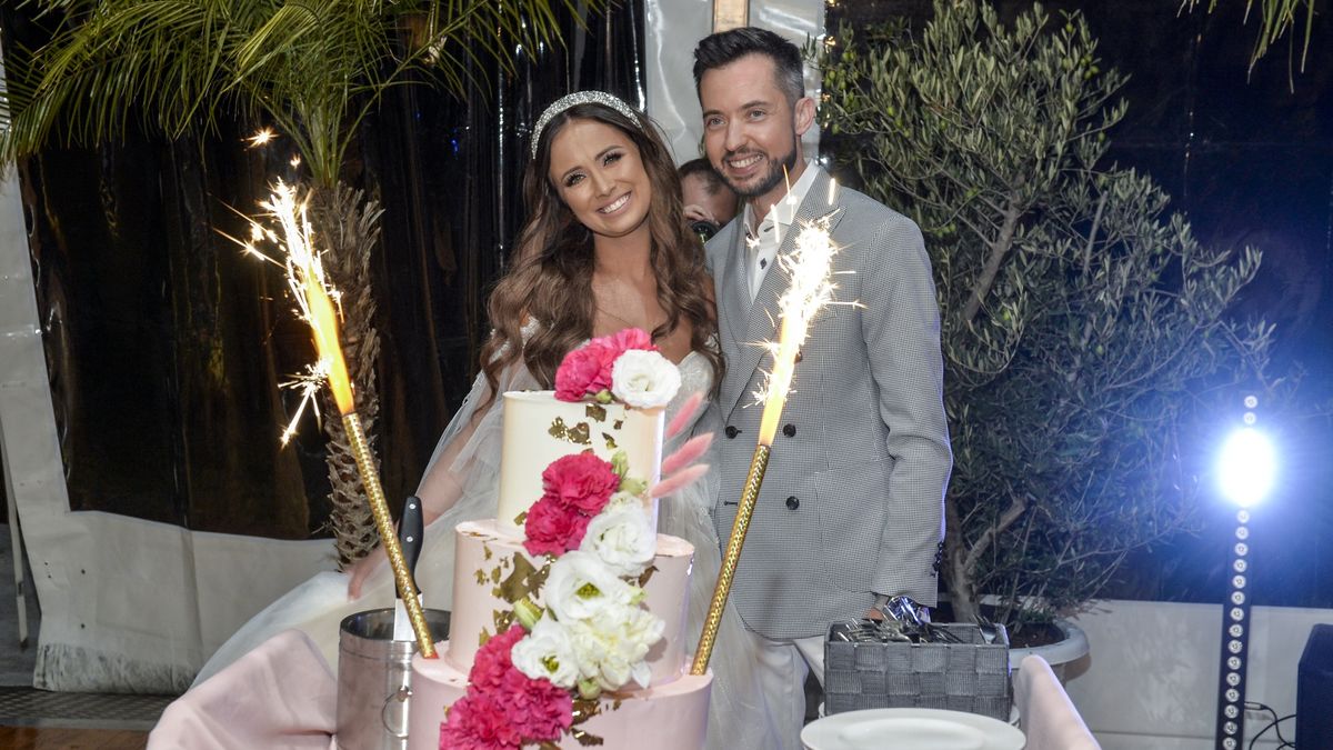 Agnieszka Mrozińska, Alex Caprice 