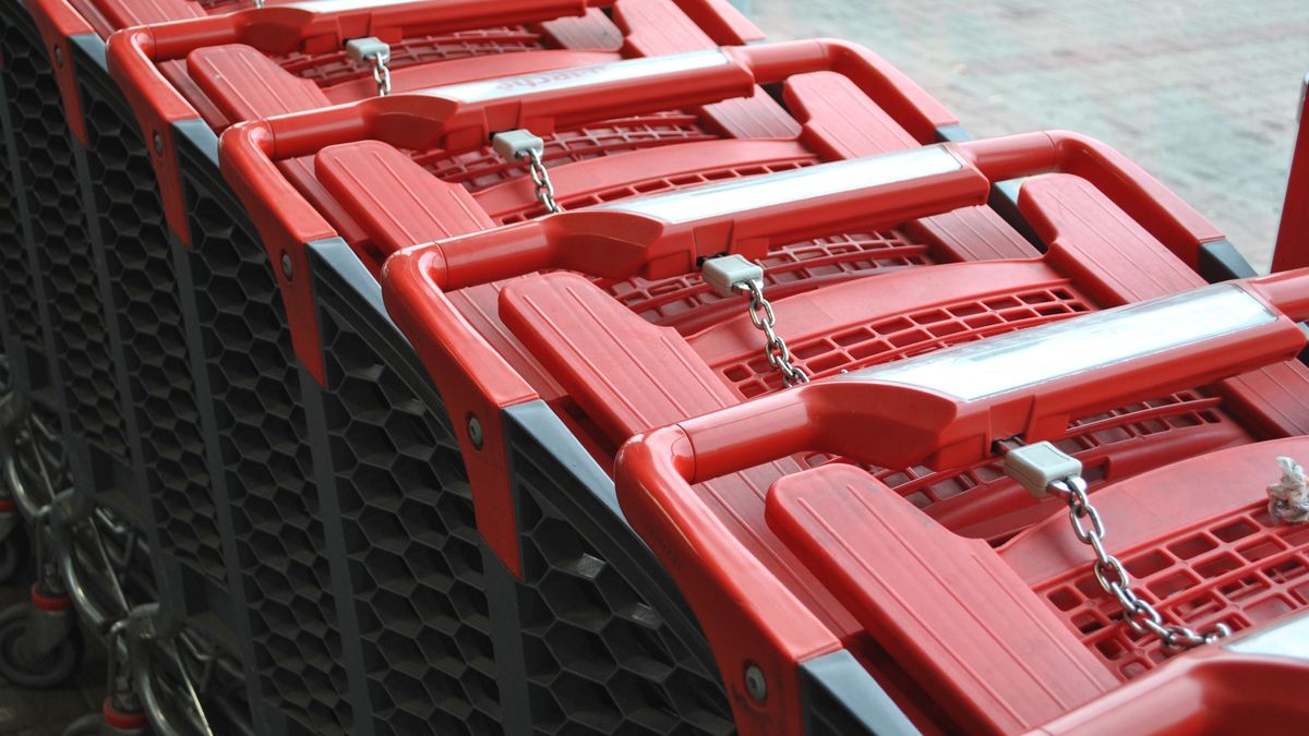 Godziny otwarcia sklepów w długi weekend. Wyjaśniamy, kiedy można zrobić zakupy 