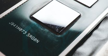 Nawet Intel uważa, że MacBook Pro ma najlepszy procesor na świecie. Oto dowód