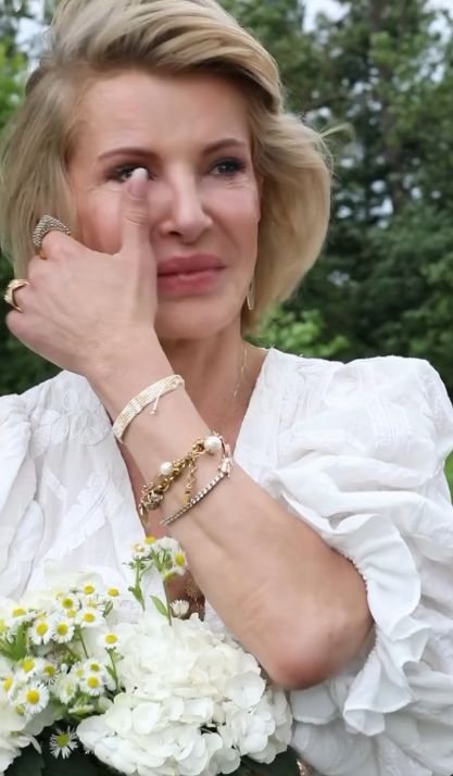 Podczas ślubu ze sobą samą Joanna Racewicz nie kryła wzruszenia