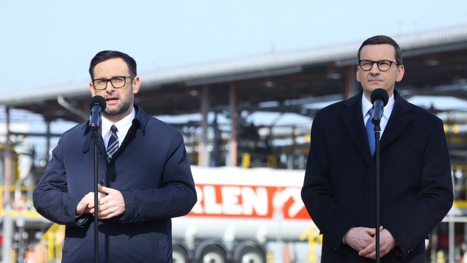 Konferencja premiera Mateusza Morawieckiego oraz prezesa Daniela Obajtka w bazie PKN Orlen