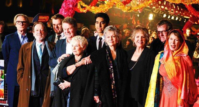 Koniec filmu "Hotel Marigold"