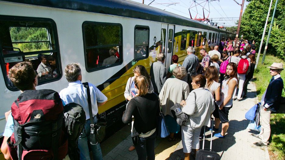 Biorąc pod uwagę wymianę pasażerską, dworzec kolejowy  Wrocław Główny utrzymał pozycję lidera z wymianą na poziomie 28,78 mln pasażerów rocznie. 