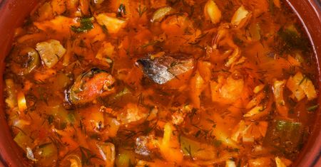 Solianka – zupa, która niejednego zaskoczy niecodziennym smakiem