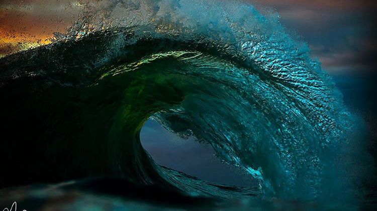 Przez 6 lat fotografował fale, przedstawiając różne nastroje oceanu 1