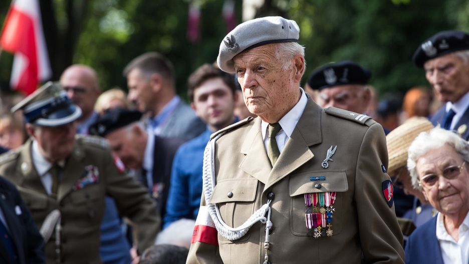 Warszawa. Julian Kulski podczas uroczystości oddania hołdu powstańcom warszawskim w Godzinę ''W'' 1.08.2019 r.