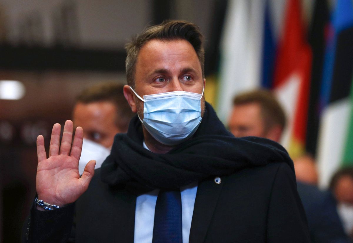 Luksemburg. Premier chory na COVID-19. Mógł zakazić Merkel i szefa Rady Europejskiej 