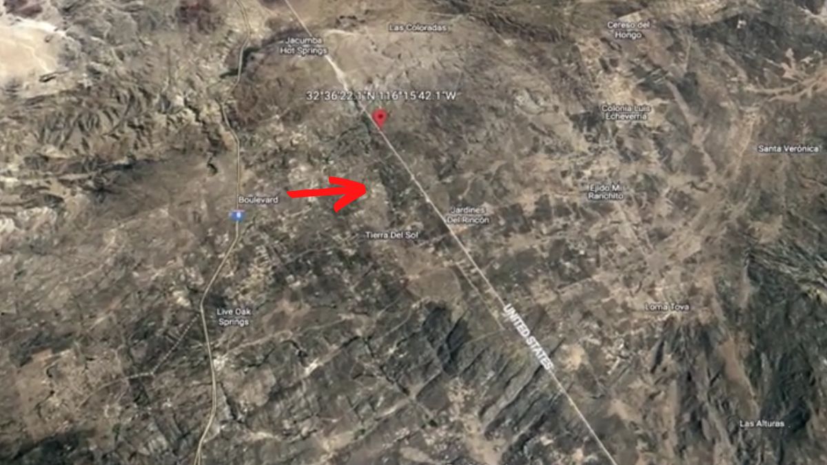 Trump mur meksyk google maps mapy google