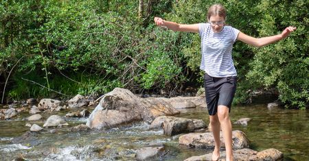 Chodziła boso po plaży. 13-latce grozi przeszczep skóry