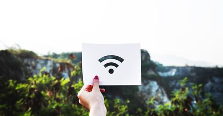 TP-Link RE300 – pierwszy wzmacniacz Wi-Fi z obsługą OneMesh
