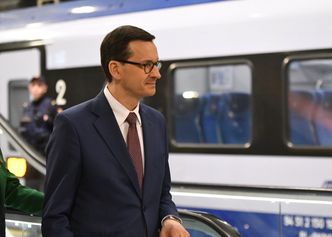 Wielki skandal na kolei. Premier Morawiecki i ABW wiedzieli od miesięcy?