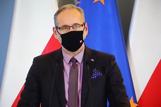Koronawirus. Turyści będą musieli złożyć oświadczenia. Minister straszy hotele
