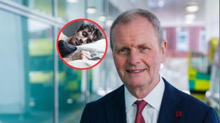 Śpij w tej pozycji, żeby spowolnić starzenie mózgu. Naukowcy mówią, co "odgrywa rolę w demencji"