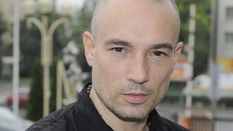 Stachursky zrzucił 20 kilogramów i przeszedł przeszczep włosów w Turcji. Tak dziś wygląda (FOTO)