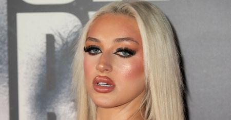 "Pogrążona w smutku" Caroline Derpienski informuje, że ODWOŁAŁA imprezę urodzinową! Wszystko przez "Dżaka". "Makijaż cały mi spłynął"