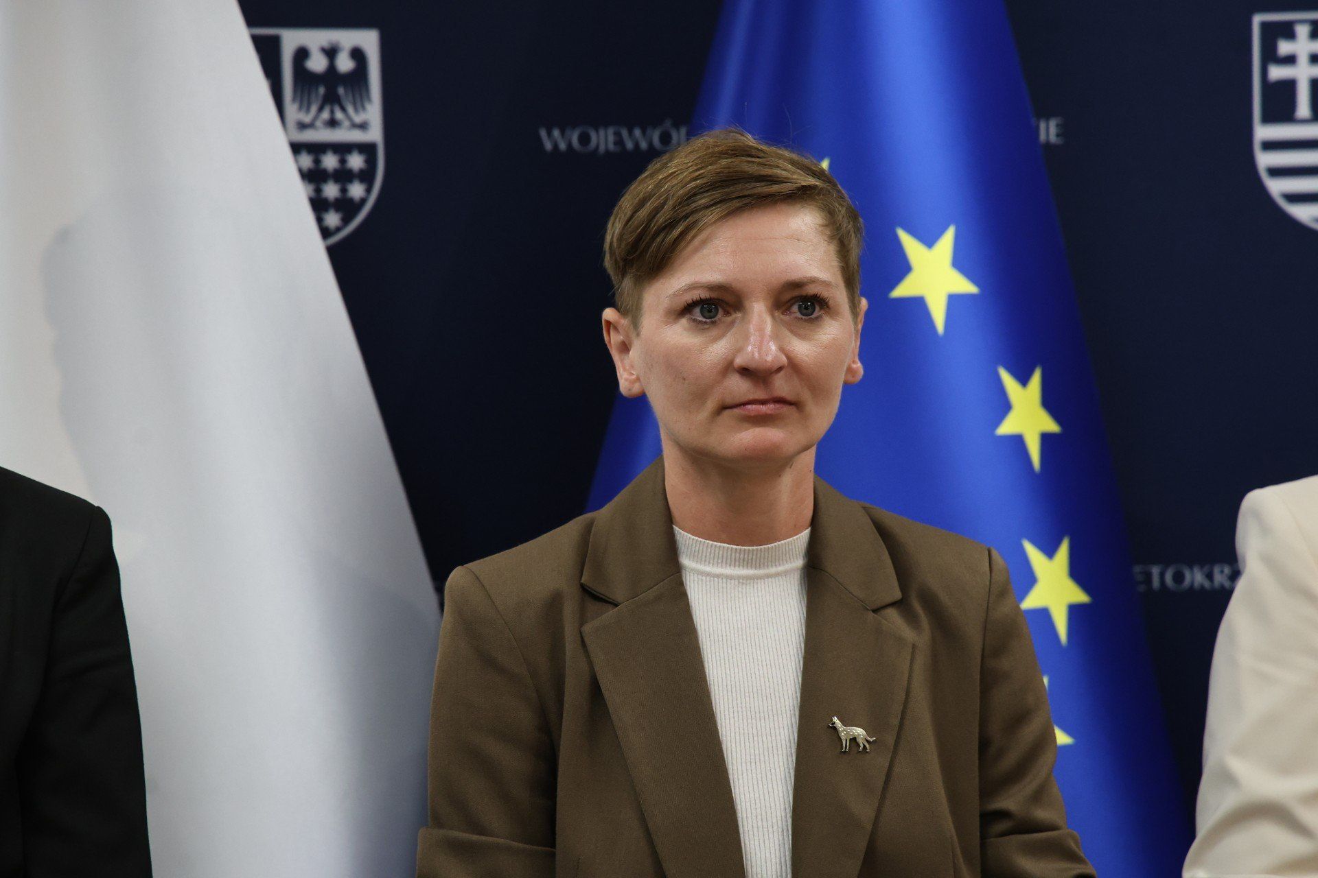 - Co zmieni się na placu Wolności? Dzięki pozyskanym środkom - praktycznie wszystko. Mówimy o zmianach, na które mieszkańcy Kielc czekają od lat - powiedziała prezydentka Kielc Agata Wojda.