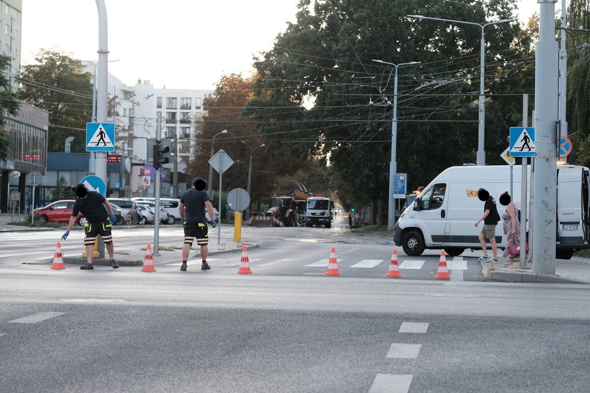Zamknięta ul. Głęboka po awarii wodociągowej