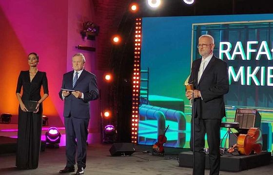 Ziemkiewicz i Sapkowski wśród nagrodzonych przez ministra kultury
