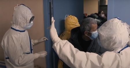 COVID-19. Zdobyli nielegalne zdjęcia z Wuhan i właśnie pokazali je światu