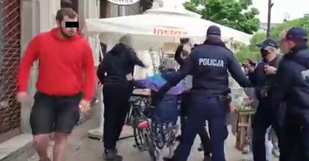 Policjant zaatakował Babcię Kasię. Tak został ukarany