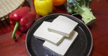Lekkie tofu marki Mori-nu