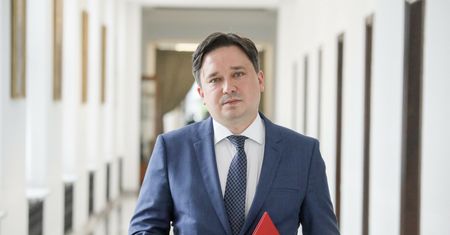 Spór o z Unią Europejską. RPO: trzeba wykonać wyroki