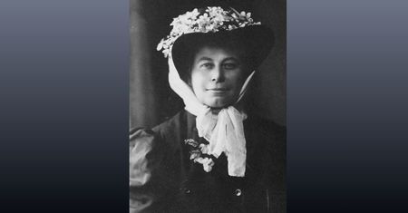 Kobieta, która wbiegła w płomienie. Historia Alice Eastwood