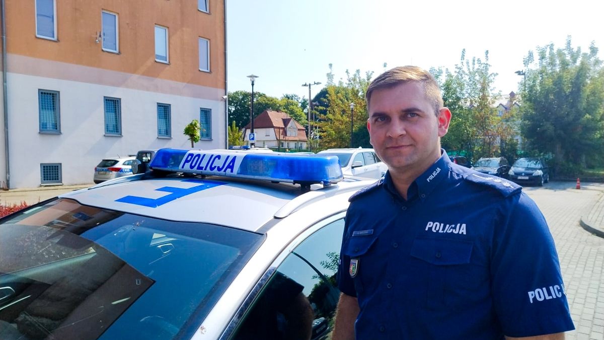 Policjant po służbie zatrzymał pijanego kierowcę.