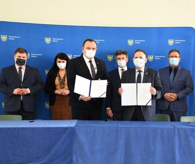 Śląskie. Będą inwestycje, program stypendialny i atlas zdrowia