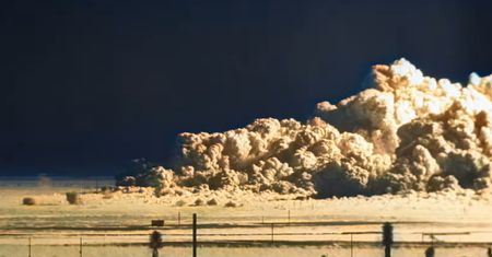 Wybuch bomby atomowej w 4K. Nagranie z 1953 roku poprawiła sztuczna inteligencja