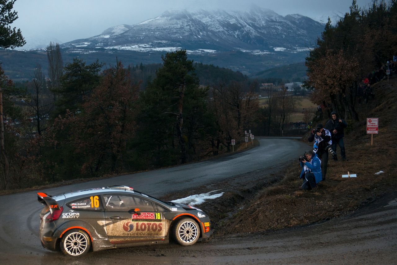 Sébastieny Loeb i Ogier oraz portal WRC pod wrażeniem jazdy Kubicy w Monte Carlo