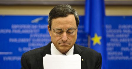 EBC pozostawił stopy procentowe bez zmian. Draghi: "Rynki przetrwały skok w sferę niepewności"