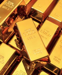 Seniorka straciła 30 sztabek złota. Wystarczył jeden telefon