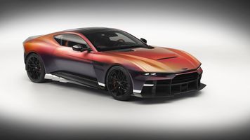 Aston Martin podnosi poprzeczkę. Potężne V12 w modelu Valen