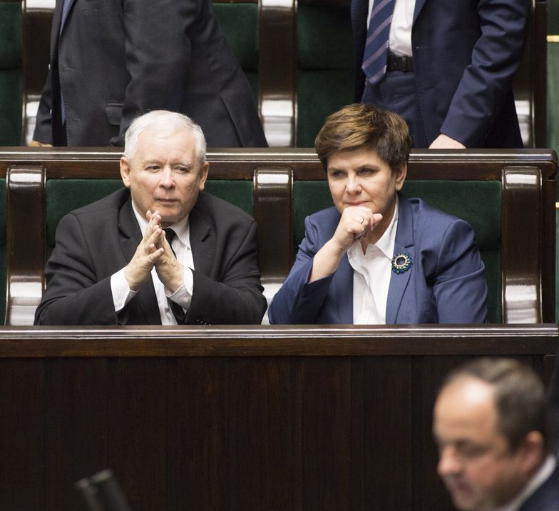 Szydło bierze wszystko. Ruszy nowa karuzela z nazwiskami?